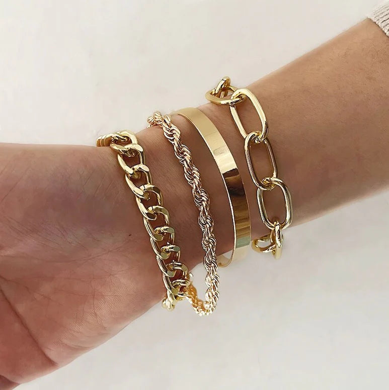 Conjunto de 4 Pulseras de color oro