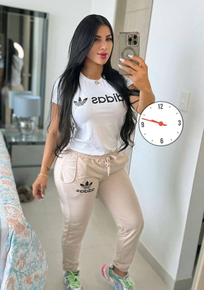 Conjunto Jogger Dama (Adidas) – Camiseta Amplia + Jogger