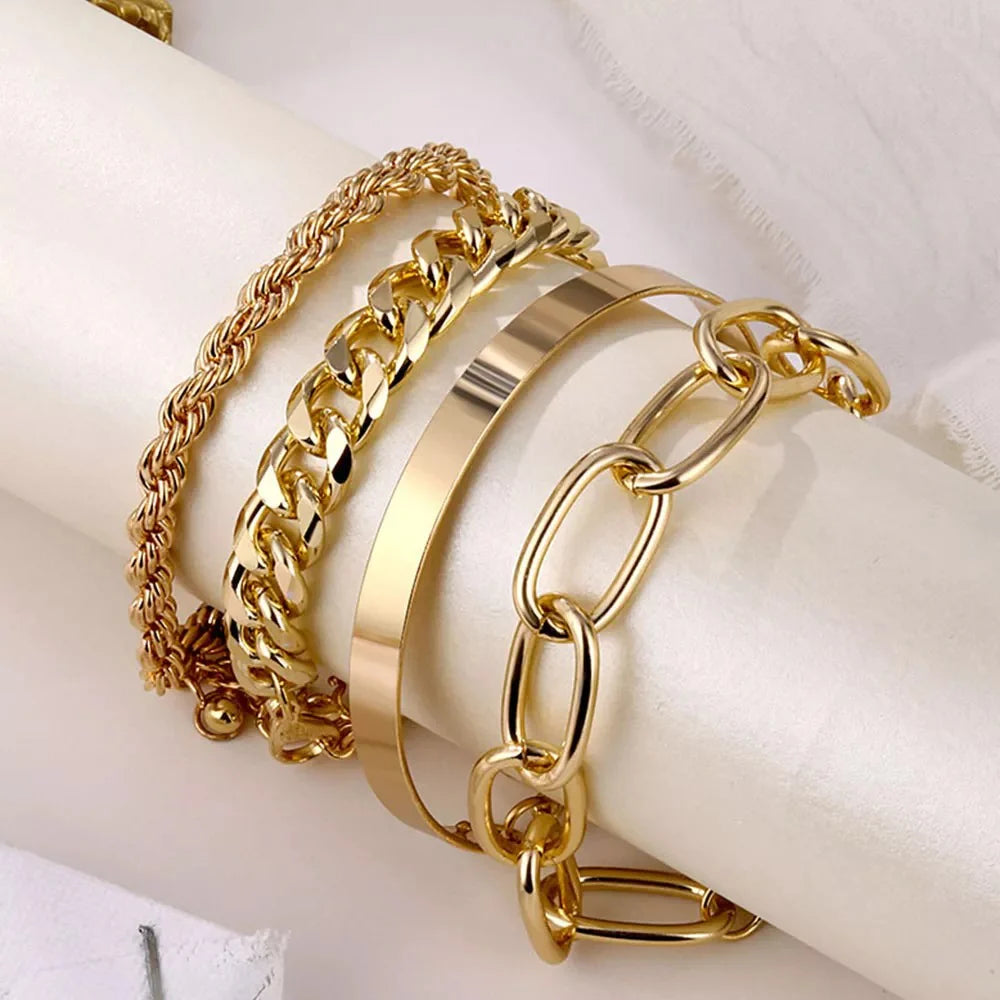 Conjunto de 4 Pulseras de color oro